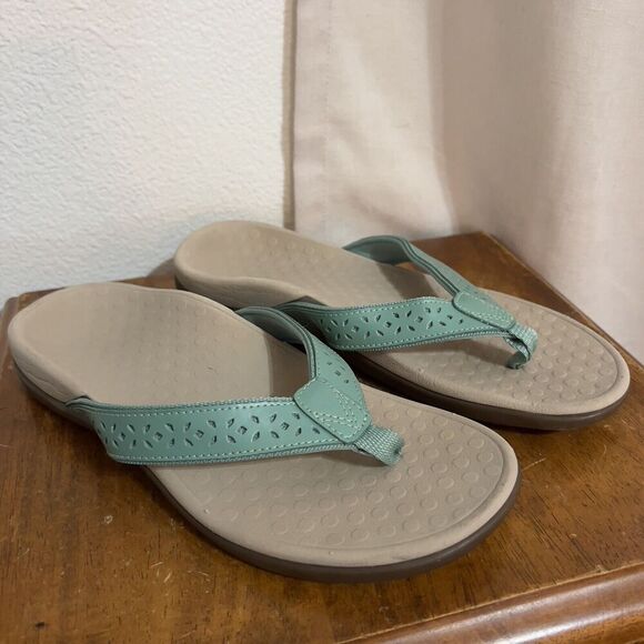 Vionic Shoes - Vionic Womens Size 7 Tide Cassandra Sea Foam Flip Flop Sandals Orthotic TW5302